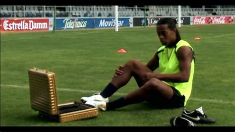 ronaldinho playing with crossbar